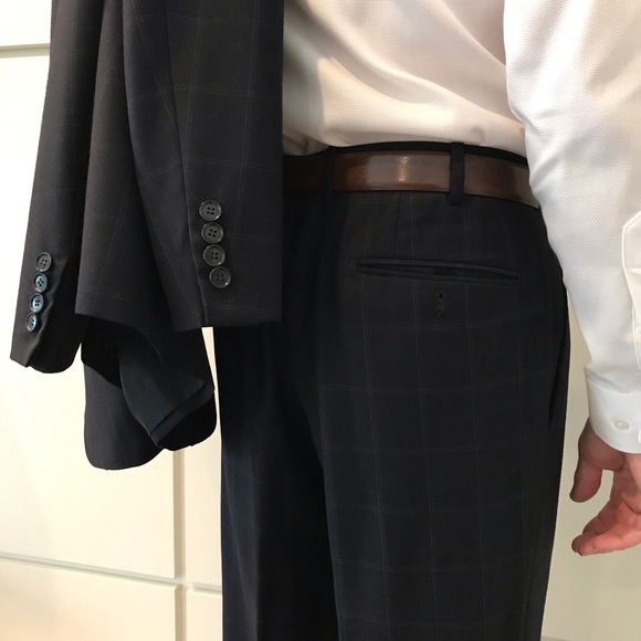 Men’s Italian Wool Suit - Picture 7 of 11